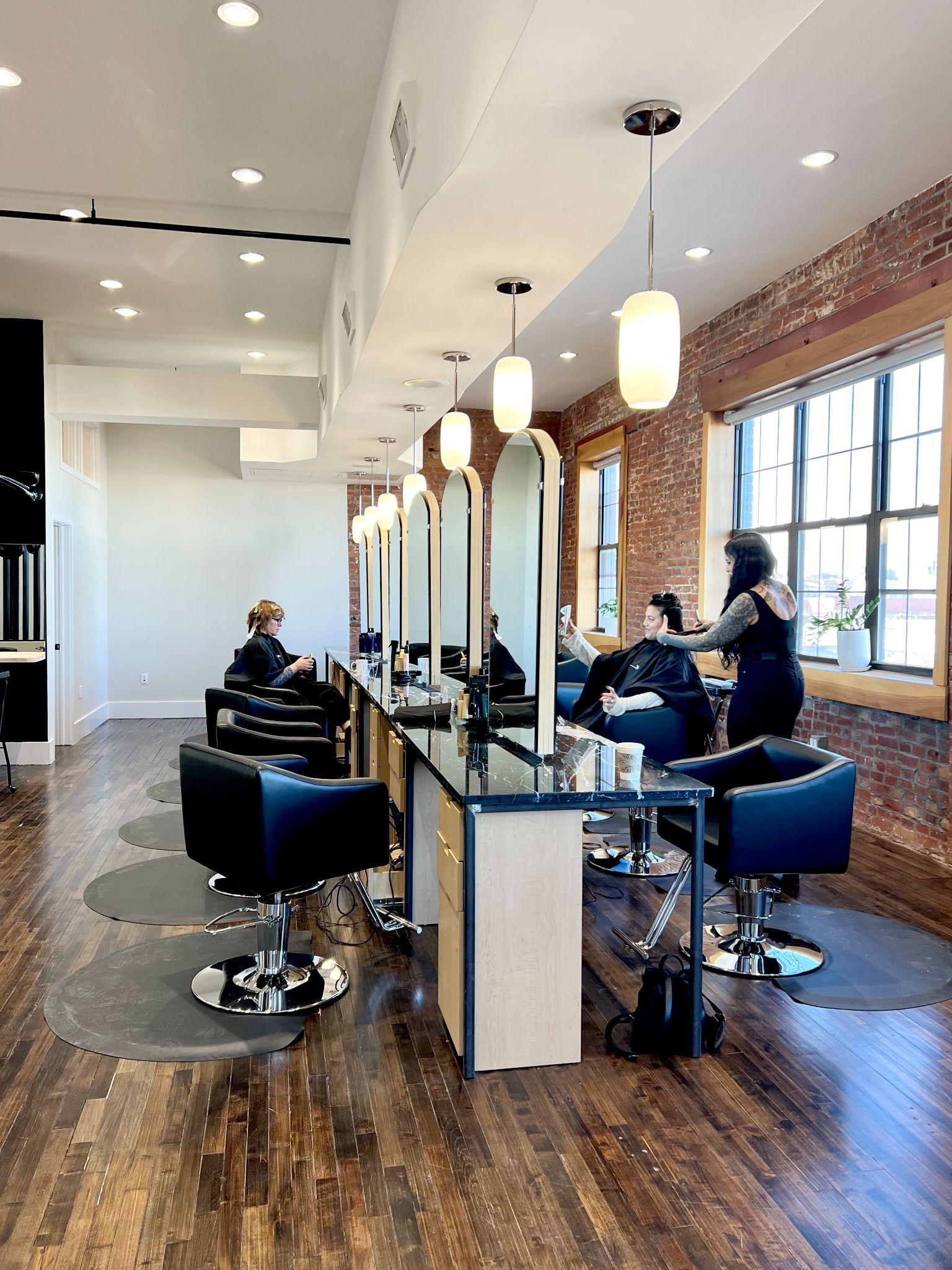 Tenant salon space with custom build-out
